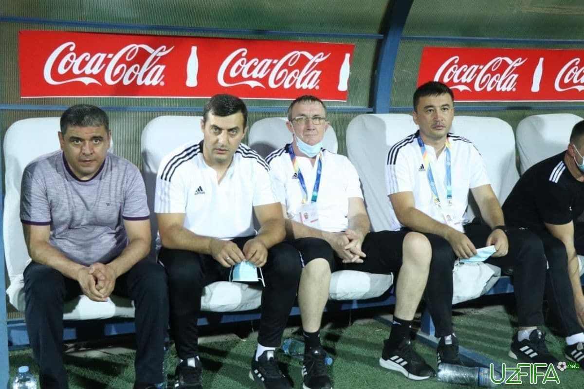                           "Andijon" murabbiyi Artyom Petrosyan: "Futbolchilarning o'rniga o'zingizni qo'yib ko'ring"		- uzfifa.net.