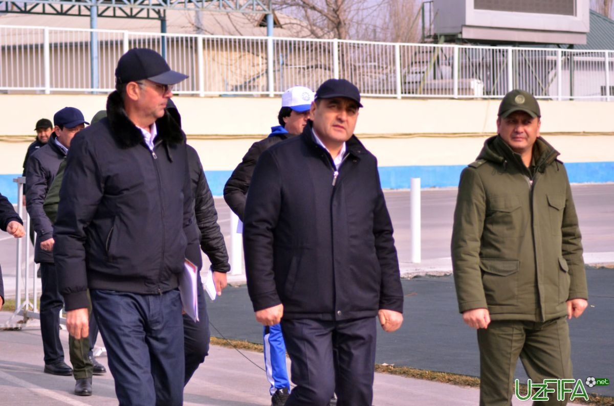Farg'ona viloyati hokimi Qo'qon 1912 futbol klubi markaziy o'yingohida olib borilayotgan bunyodkorlik ishlari bilan tanishdi - uzfifa.net.