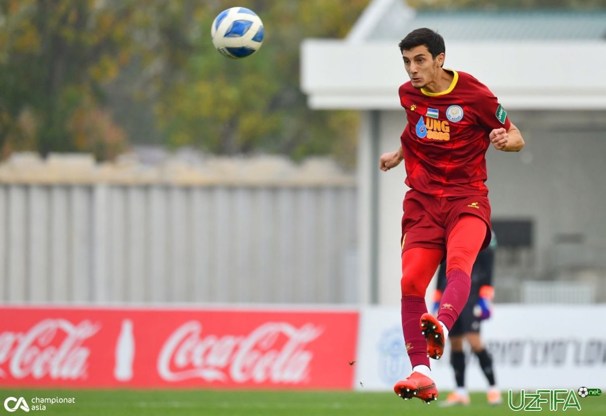 "Nasaf" Komilov bilan xayrlashdi - uzfifa.net.