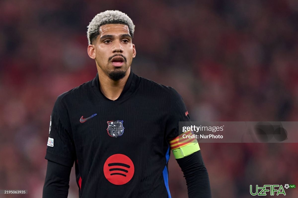 Ronald Arauxoni yozda 930 mln. evro arzonga sotib olish mumkin - uzfifa.net.