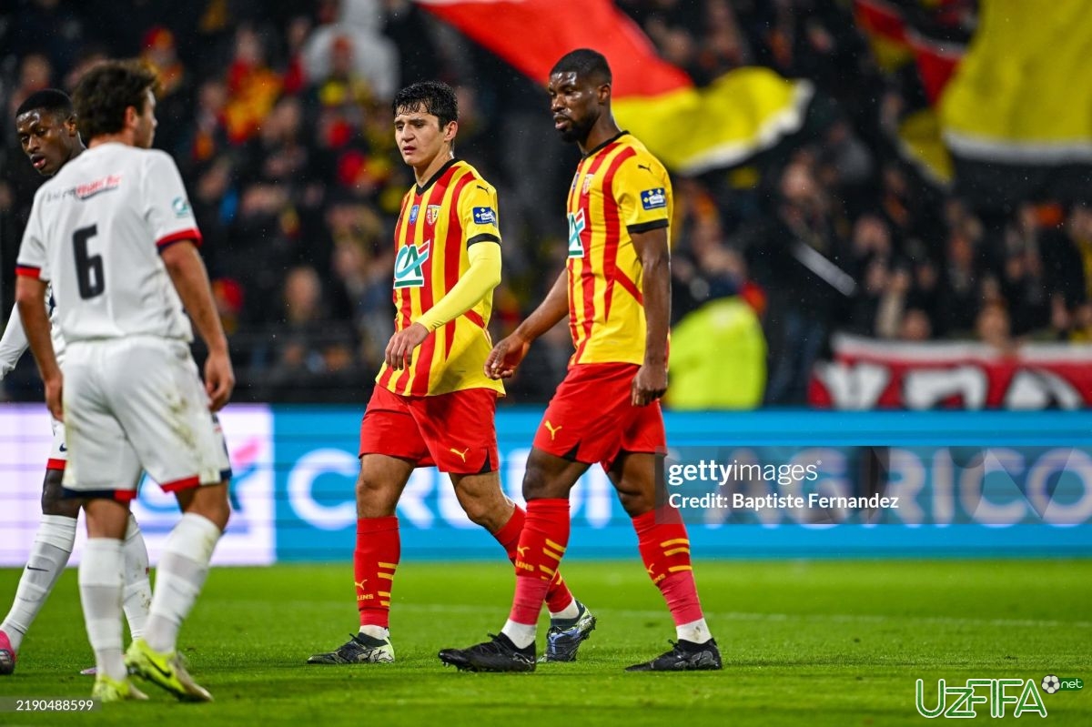 Foto Abduqodir Husanovning Lansdagi asosiy sherigi faoliyatini APLning nomdor jamoasida davom ettiradi - uzfifa.net.