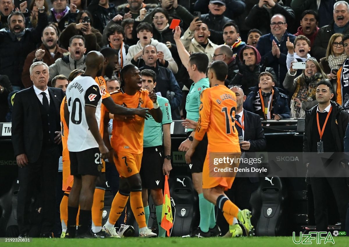 Bir oy oldin Vinisiusga qizil kartochka ko'rsatgan hakam "Real" - "Atletiko" bahsiga tayinlov oldi - uzfifa.net.