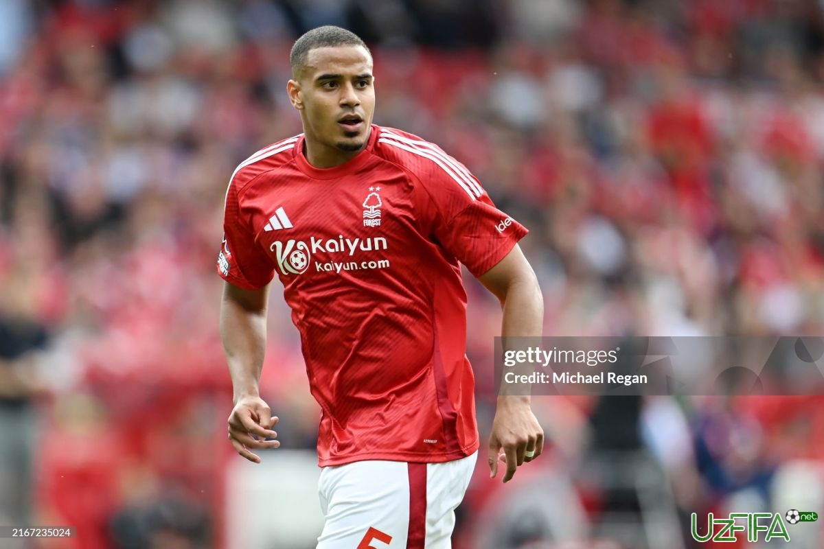 "Liverpul" van Deykka o'rinbosar topdi - uzfifa.net.