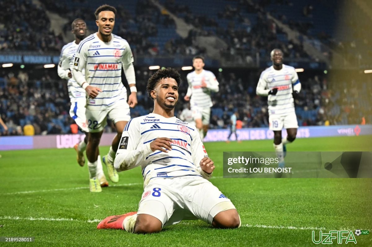                           "Bavariya" "CHelsi" yarim himoyachisiga qiziqib qolgan		- uzfifa.net.