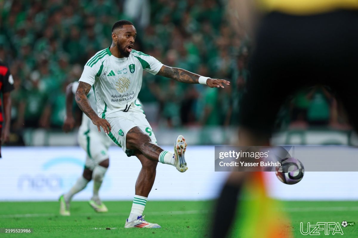                           Saudiya Arabistoni. Ikkitadan penalti va qizil kartochka ko'rsatilgan o'yinda "Al Ahli" g'alabaga erishdi		- uzfifa.net.