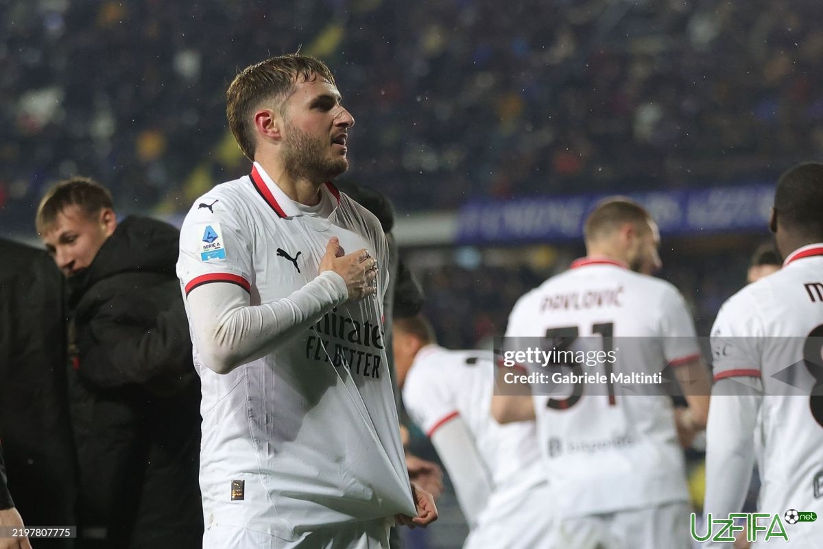               Video             A Seriya. Ikkita qizil kartochka ko'rsatilgan o'yinda "Milan" ikkita gol urdi		- uzfifa.net.