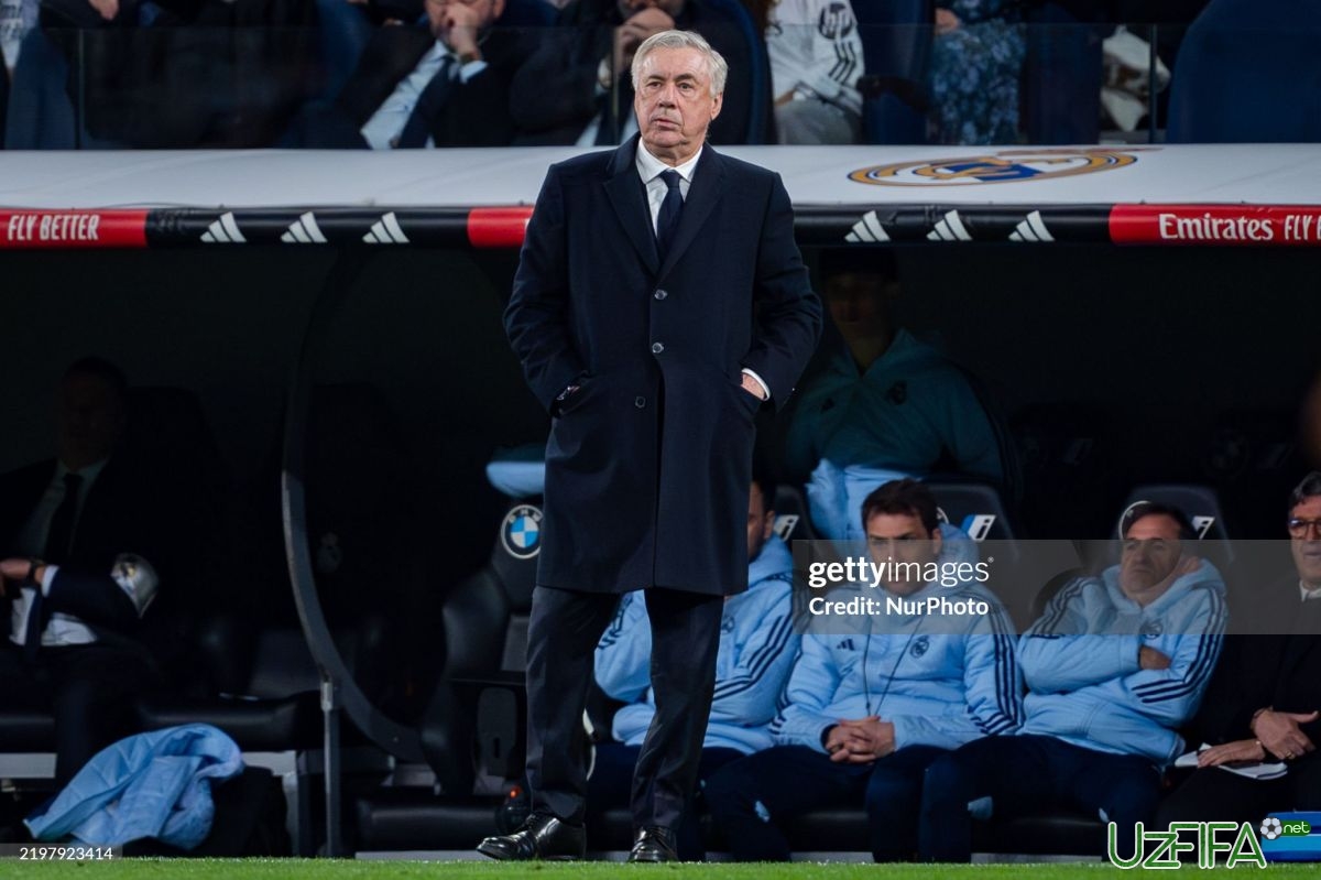 Anchelotti "Manchester Siti"ga qarshi to'qnashuv oldidan bir qator poziciyalardan xavotirda - uzfifa.net.