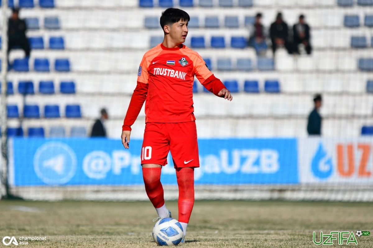                           Rasman: "Olimpik" futbolchisi "Lokomotiv"ga o'tdi		- uzfifa.net.