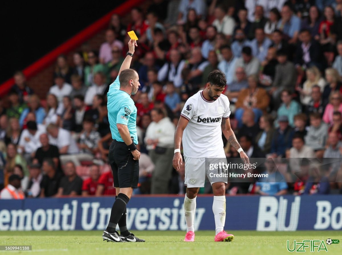                           Paketa akasining tug'ilgan kuniga sariq kartochka sovg'a qilgan		- uzfifa.net.