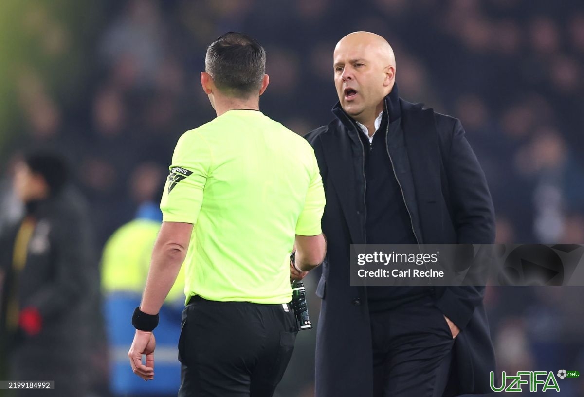                           Slot 2 ta o'yinga diskvalifikaciya qilindi. Murabbiy "Manchester Siti" bilan o'yinda qaytadi		- uzfifa.net.