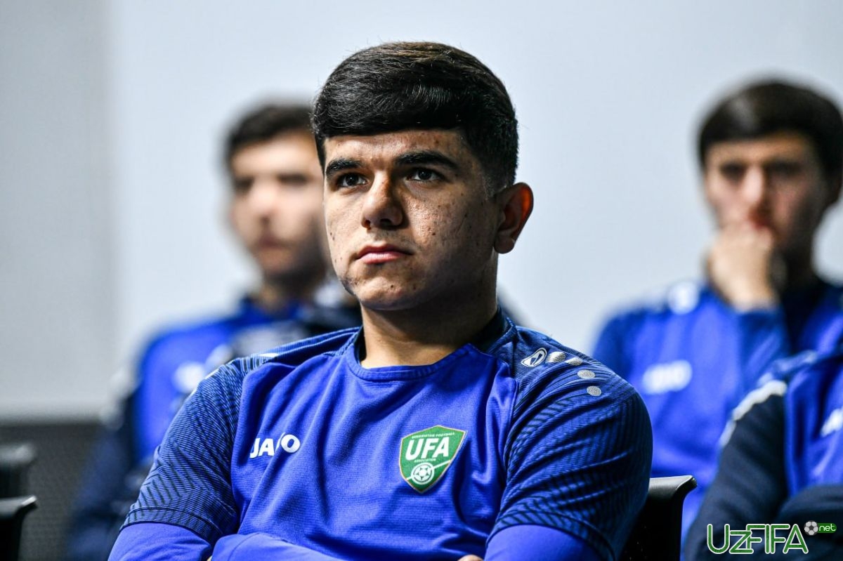                           Ollobergan Karimov: "Indoneziya bilan Eron o'zaro o'yinda bir-biriga qarshi munosib o'yin ko'rsatdi"		- uzfifa.net.