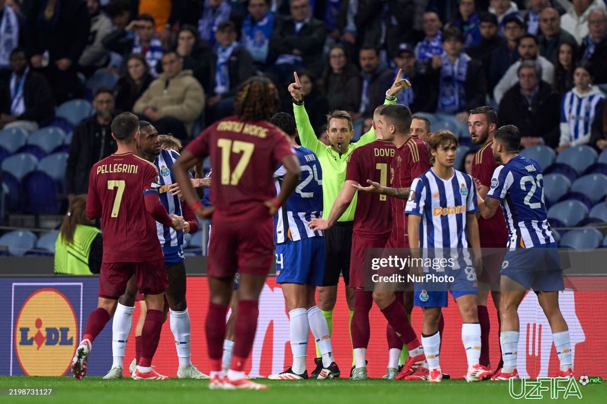                           "Roma" "Portu"ga qarshi bahsdagi hakamlik bo'yicha UEFAga etiroz yo'llaydi		- uzfifa.net.