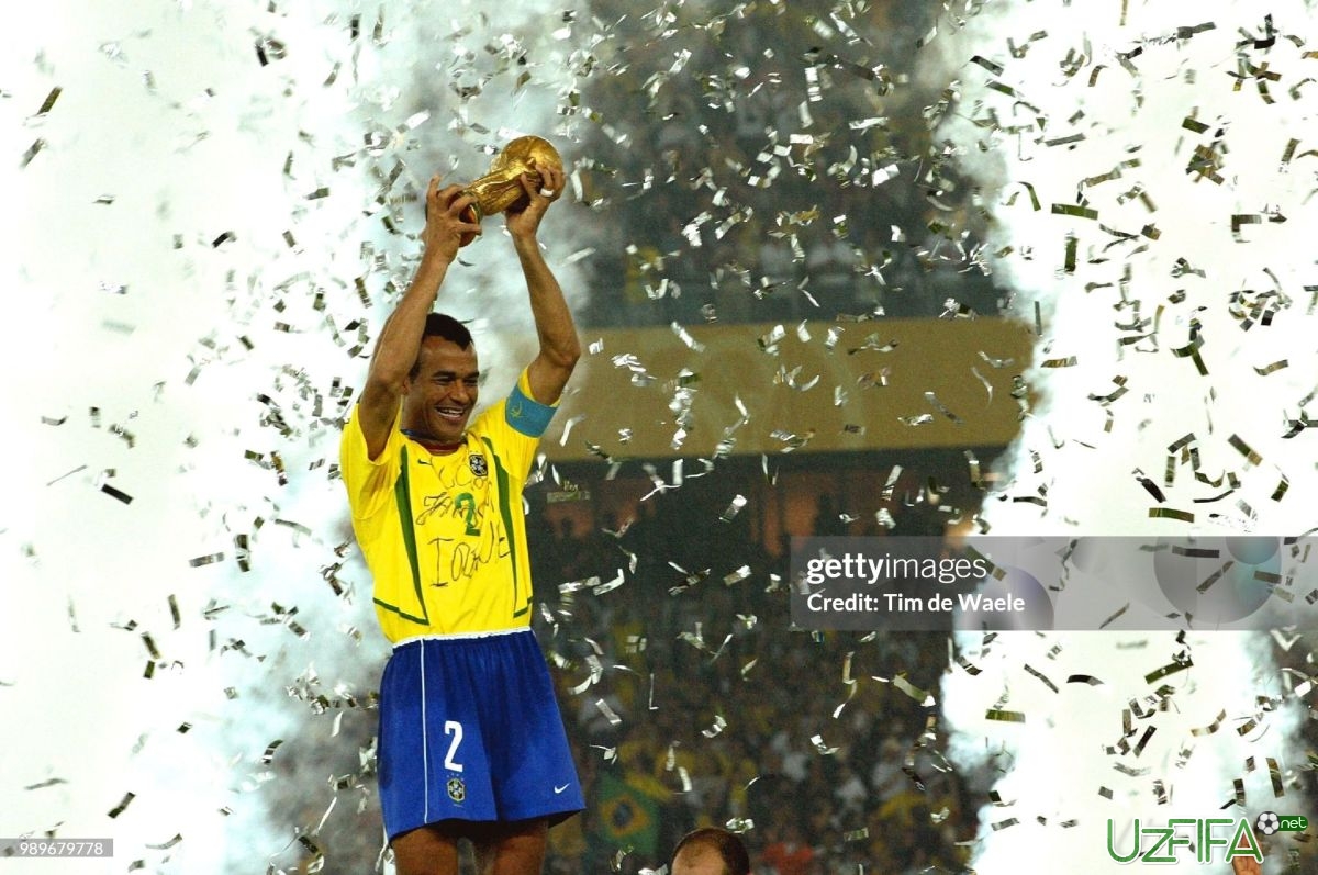                           Futbol tarixidagi eng yaxshi o'ng qanot himoyachilar reytingi tuzildi (Top-15)		- uzfifa.net.