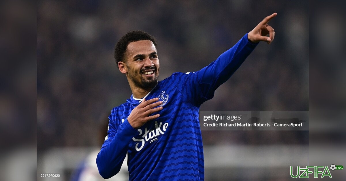 "Liverpul" Saloh o'rniga hujumchi topdi- uzfifa.net.