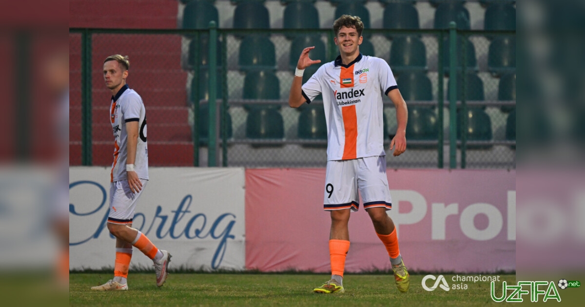 Gollarga boy o'tgan "Metallurg" - "G'azalkent" bahsidan GALEREYA- uzfifa.net.