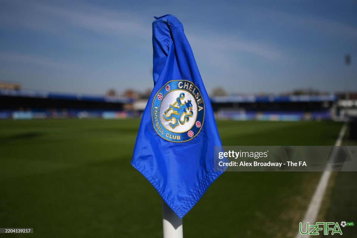 "Chelsi" niderlandiyalik hujumchiga davogarlik qilmoqda - uzfifa.net.