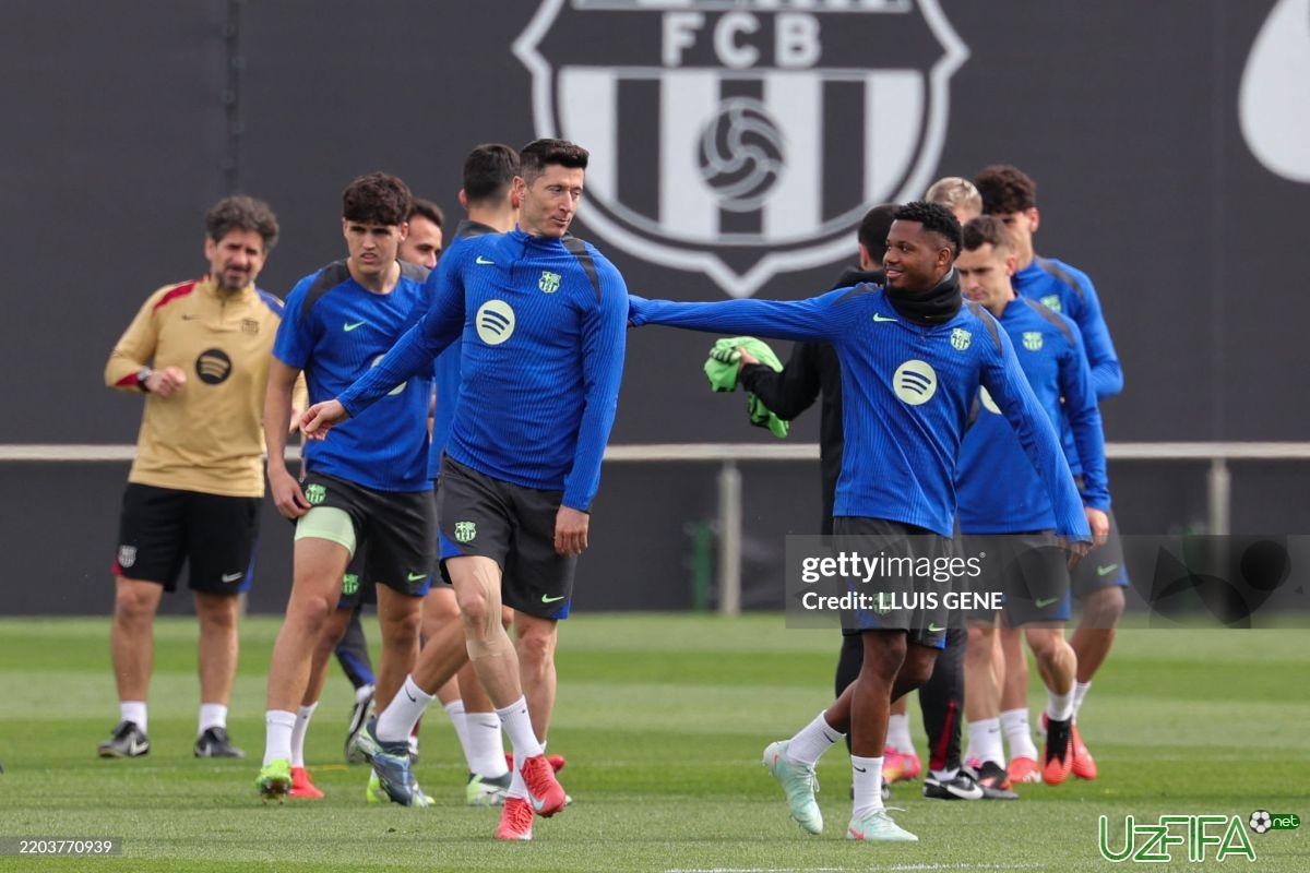 Levandovski "Barselona"ning umumiy guruhiga qaytdi - uzfifa.net.