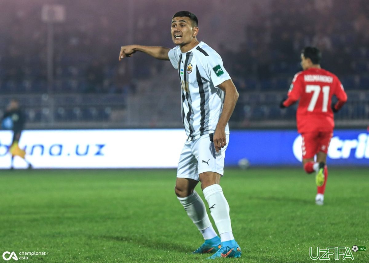 Foto Asror G'ofurov sobiq jamoasiga qaytdi - uzfifa.net.