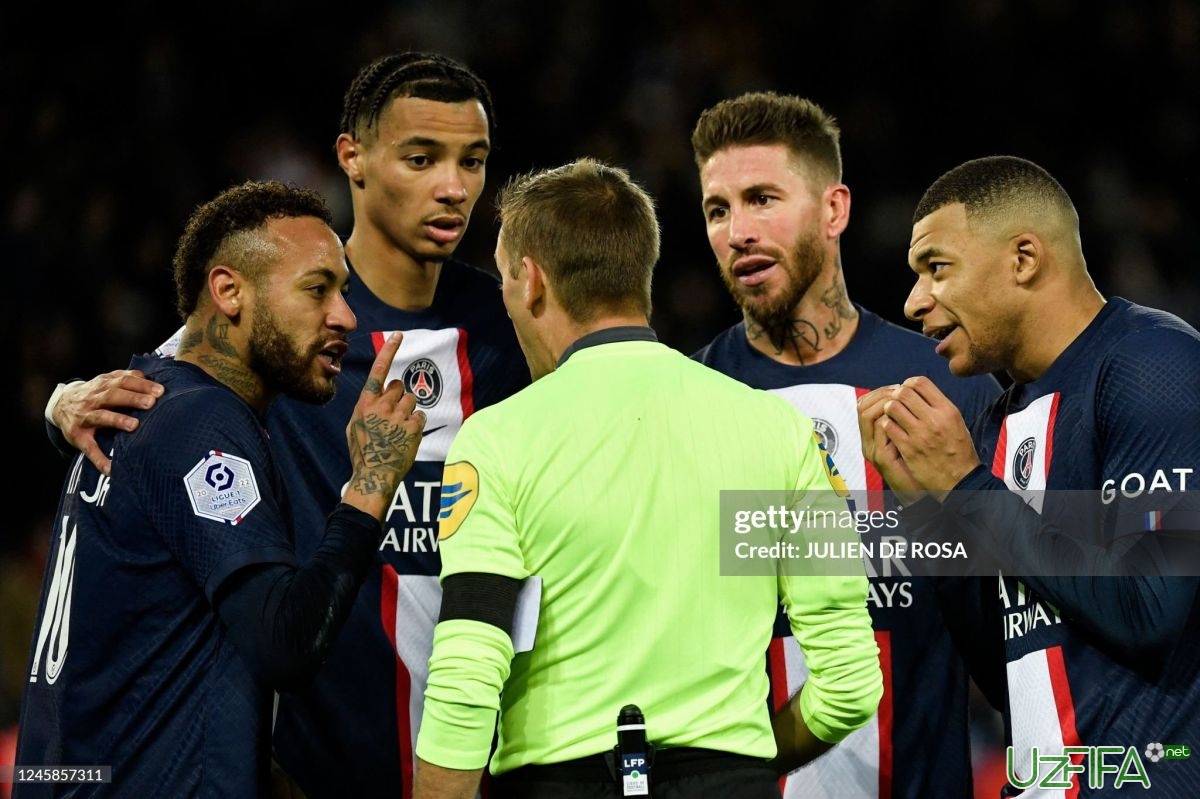                           "Manchester Yunayted" PSJning sobiq hujumchisini sotib olmoqchi		- uzfifa.net.