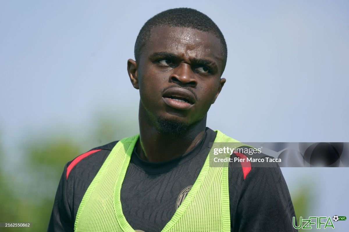                           "Yuventus" "Milan" himoyachisini sotib oladi		- uzfifa.net.