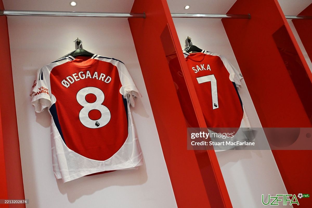                           "Arsenal" - "Bornmut". Tarkiblar malum		- uzfifa.net.