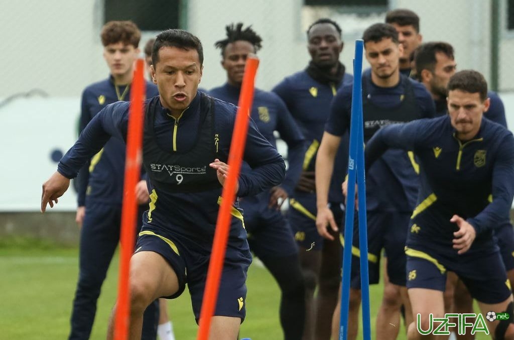                           "Qorabog'" - "Sumqayit". Tarkiblar malum		- uzfifa.net.