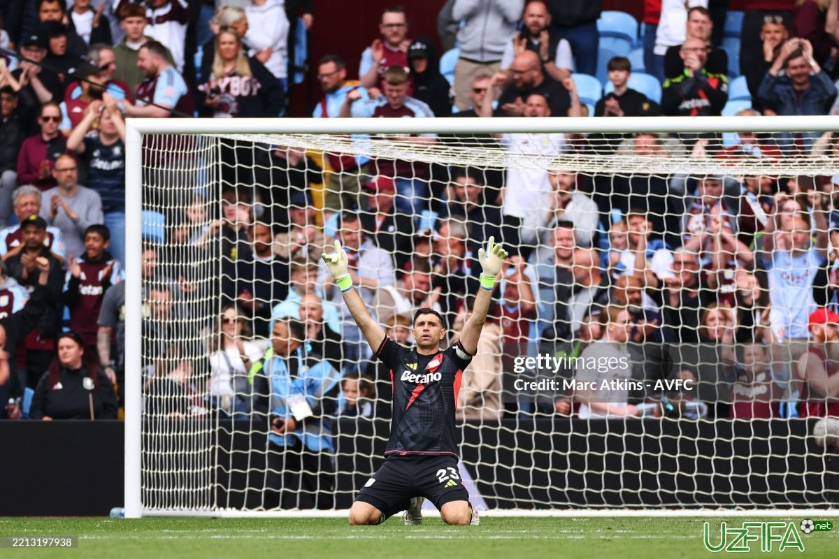                           Emiliano Martinesning xizmatlari "Barselona" va MYUga taklif qilindi		- uzfifa.net.