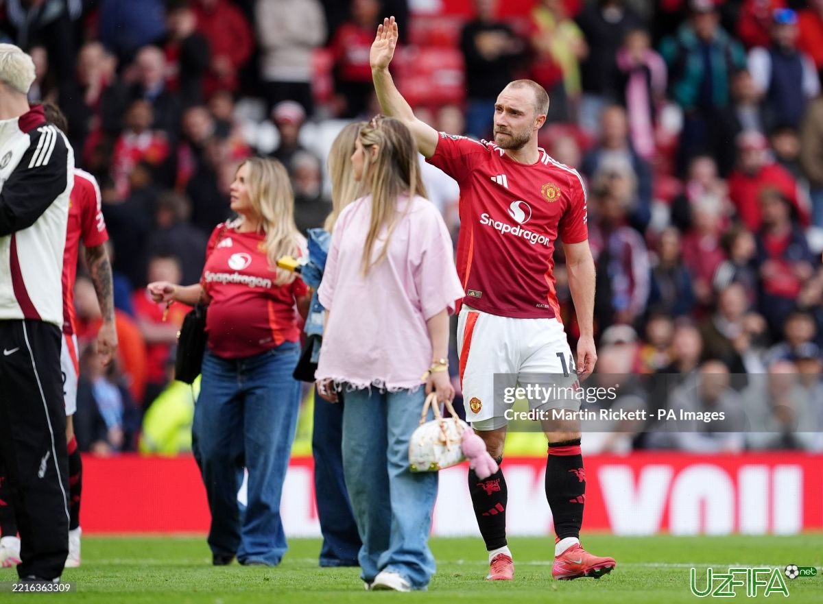                           “Manchester Yunayted“ 3 nafar futbolchi jamoani tark etishini elon qildi		- uzfifa.net.