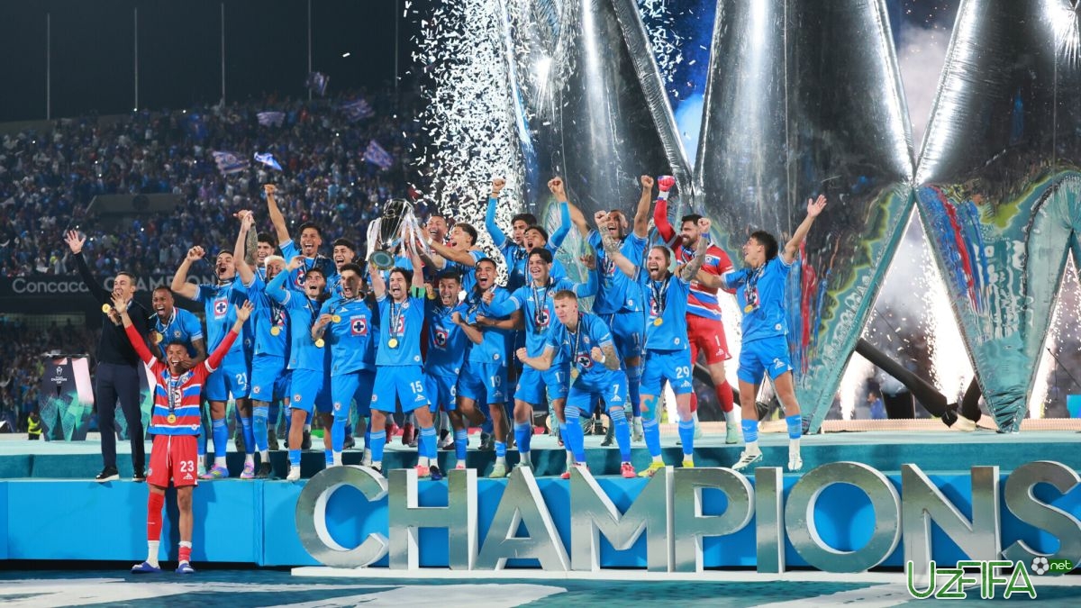                           "Krus Asul" - KONKAKAF Chempionlar kubogi g'olibi		- uzfifa.net.