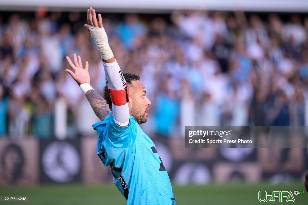                           Neymar “Santos“ bilan yangi shartnoma imzoladi. Uning yangi maoshi malum		- uzfifa.net.