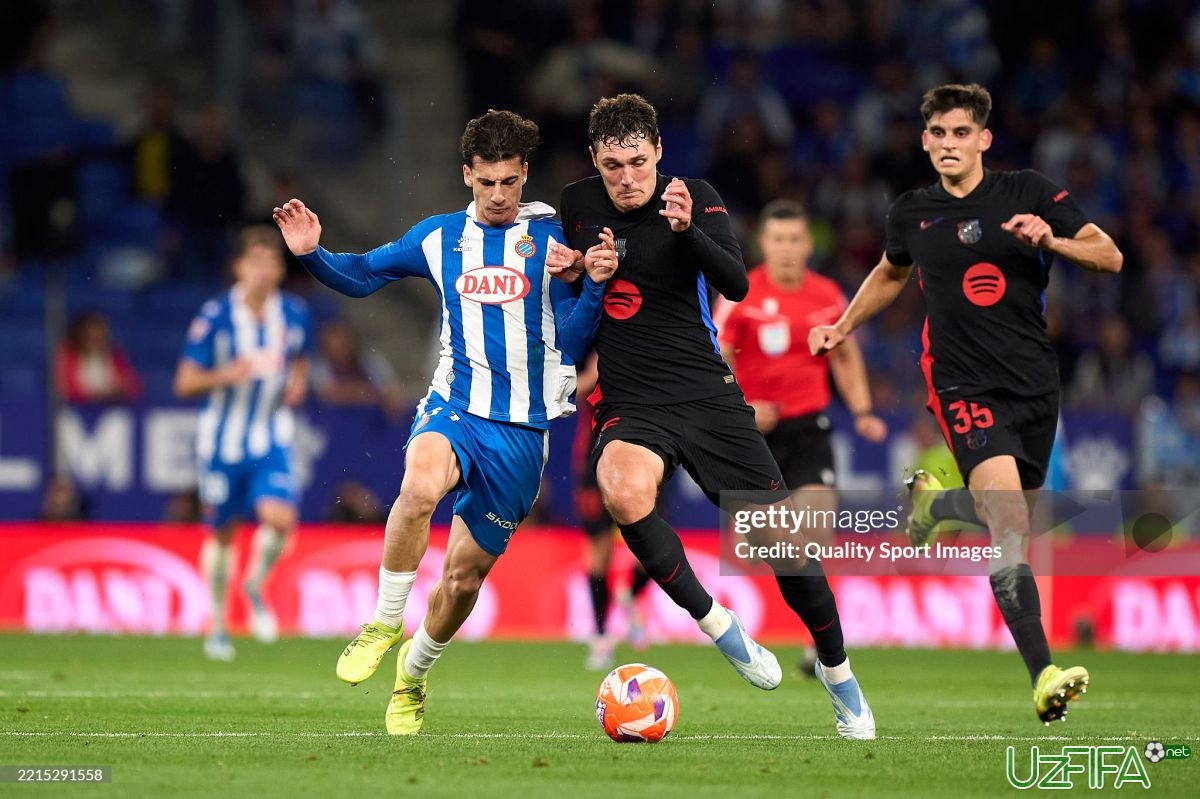 “Barselona“ himoyachisi jamoani tark etish niyatida emasligini malum qildi - uzfifa.net.