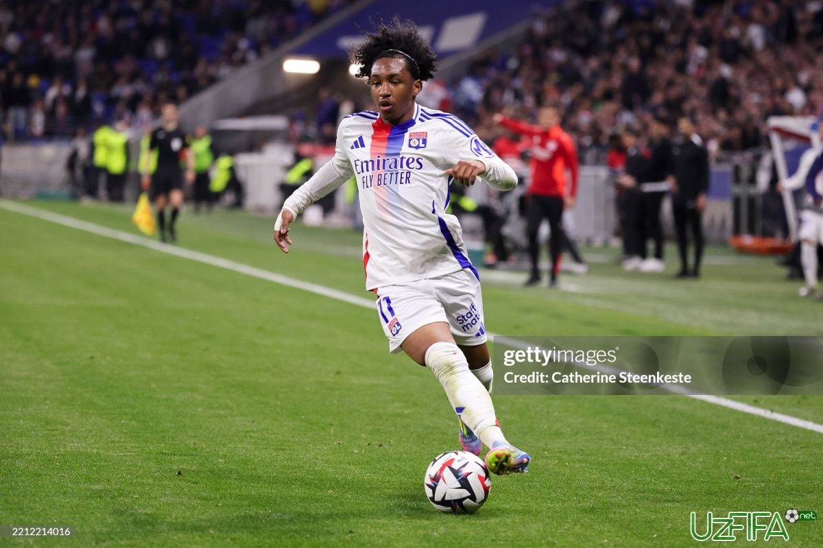 Fofanaga qiziquvchilar soni ortmoqda: Angliyadan ikki taklif! - uzfifa.net.