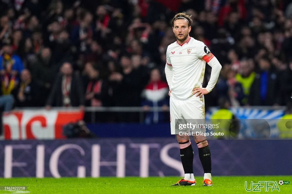 Rakitich futbolchilik faoliyatini yakunladi - uzfifa.net.