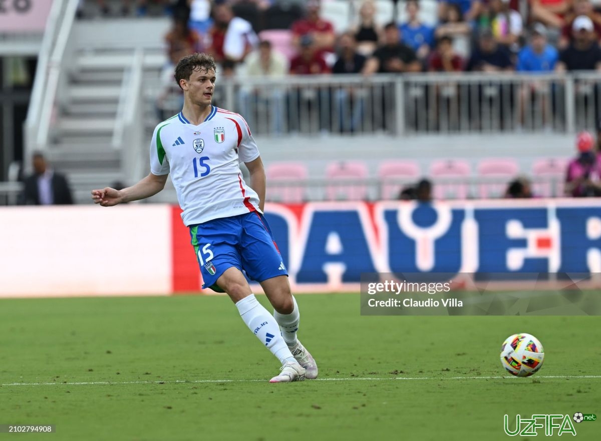                           "Manchester Yunayted" Italiya terma jamoasi himoyachisini nishonga oldi		- uzfifa.net.