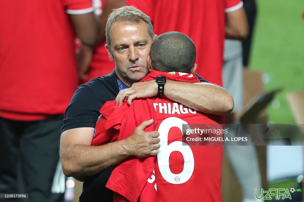                           Alkanatara "Barselona" murabbiylar shtabiga qaytmoqda		- uzfifa.net.