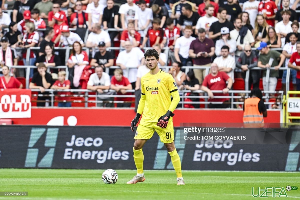 MYU O'rinboevning jamoadoshiga qiziqish bildirmoqda - uzfifa.net.