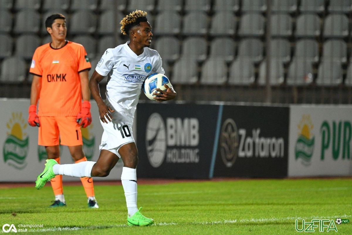 Rasman: Kojo O'zbekistonga qaytdi - uzfifa.net.