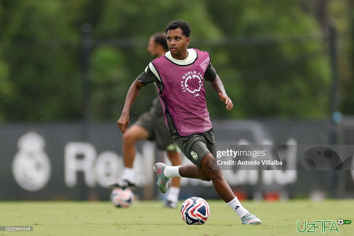 "Tottenxem" Rodrigo uchun kurashga kirishdi - uzfifa.net.