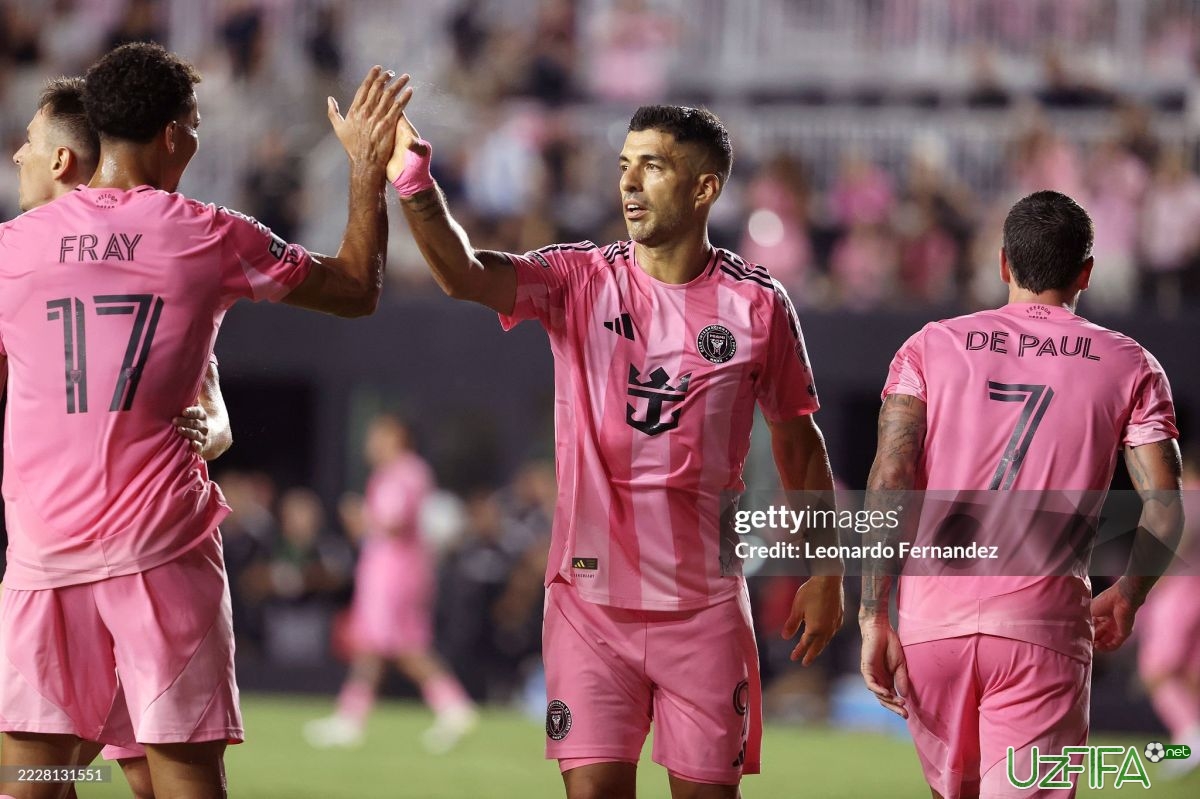               Video&nbsp;            Messi maydonga tushmangan bahsda Suares bosh qahramonga aylandi		- uzfifa.net.