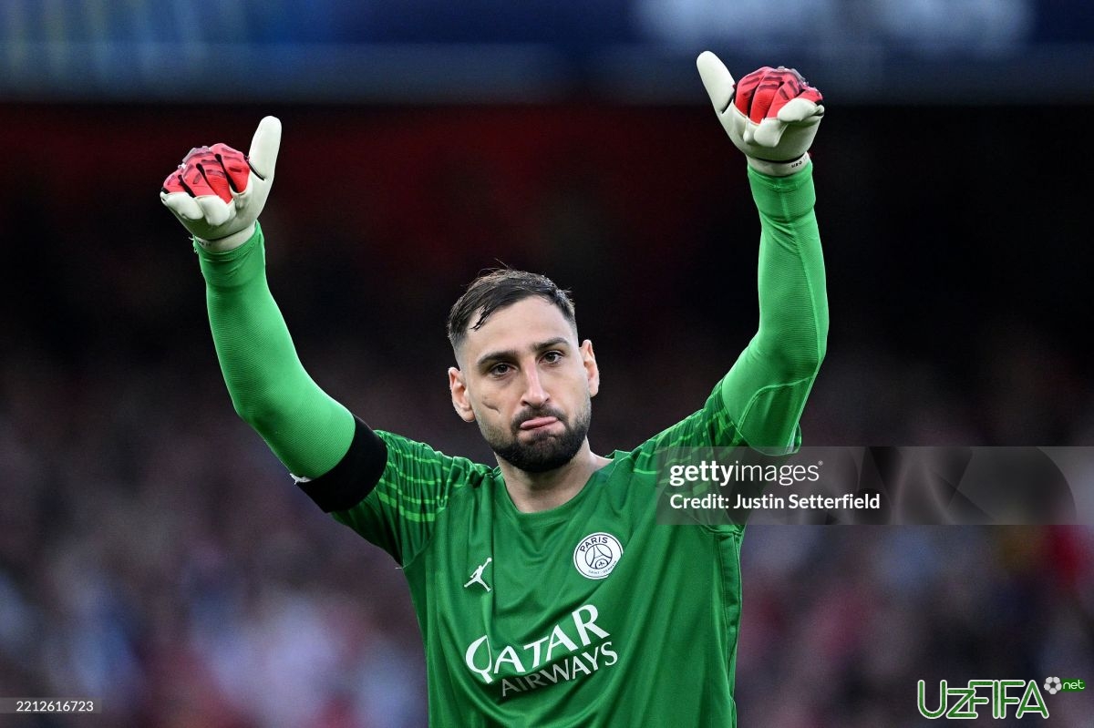                           Yilning eng yaxshi darvozaboni nomiga davogarlar malum bo'ldi		- uzfifa.net.