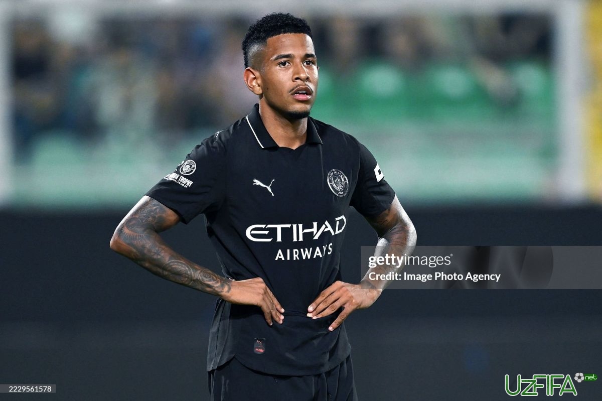 "Manchester Siti" futbolchisini 70 million evroga sotmadi - uzfifa.net.