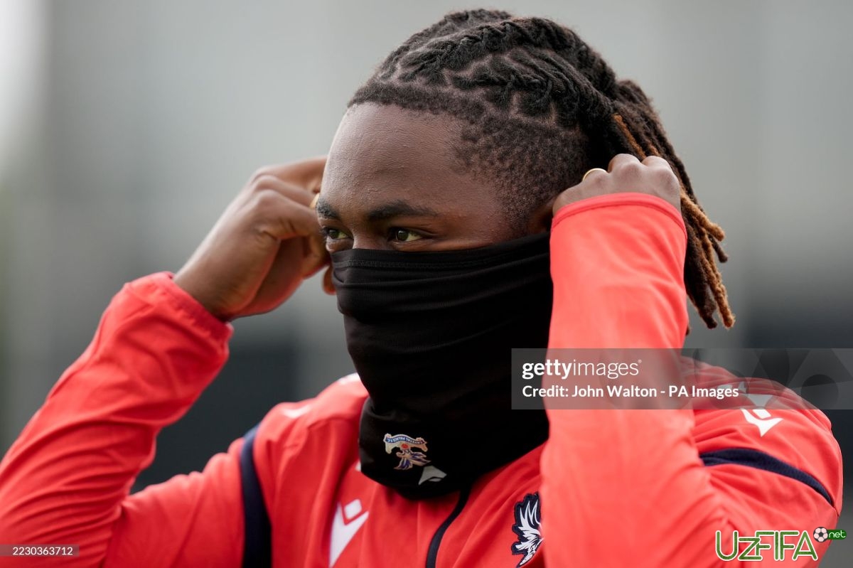 Eze "Arsenal" bilan shartnoma imzoladi - uzfifa.net.