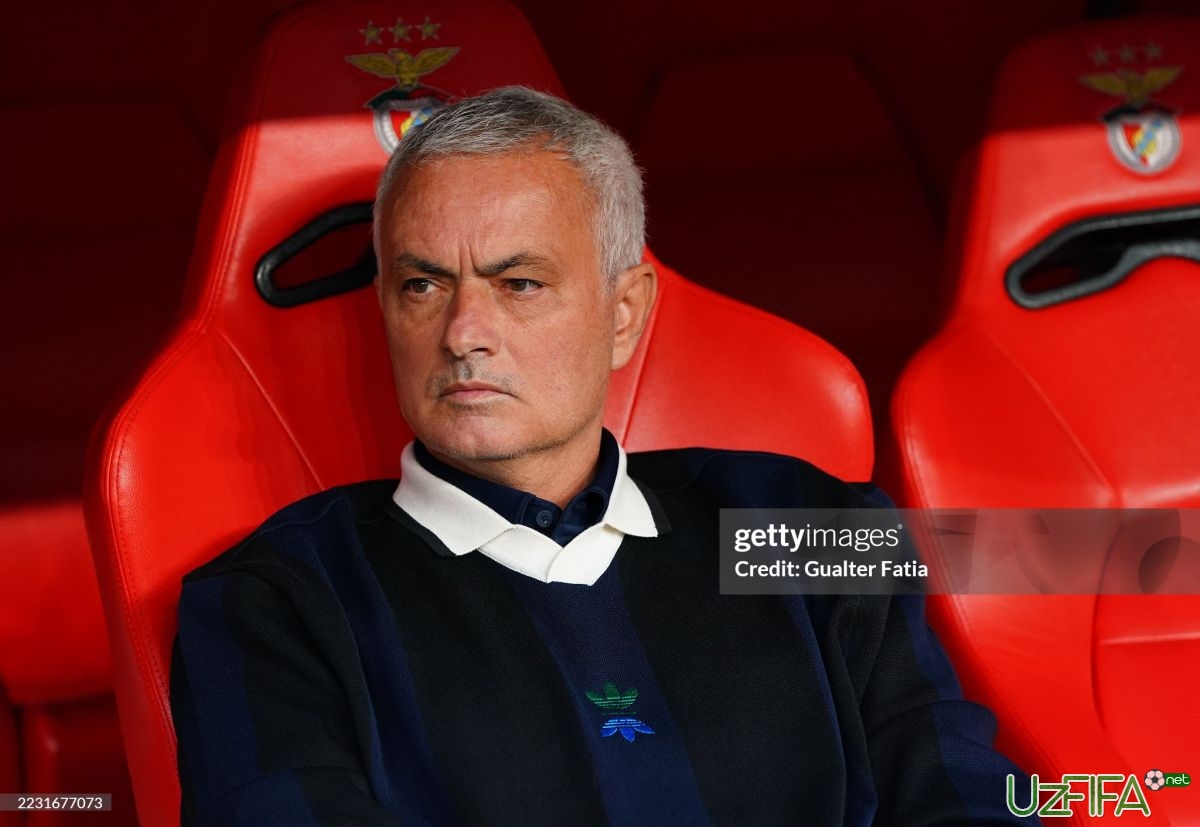                           "Fenerbaxche" Mourinyuni bosh murabbiy lavozimidan ozod etdi		- uzfifa.net.