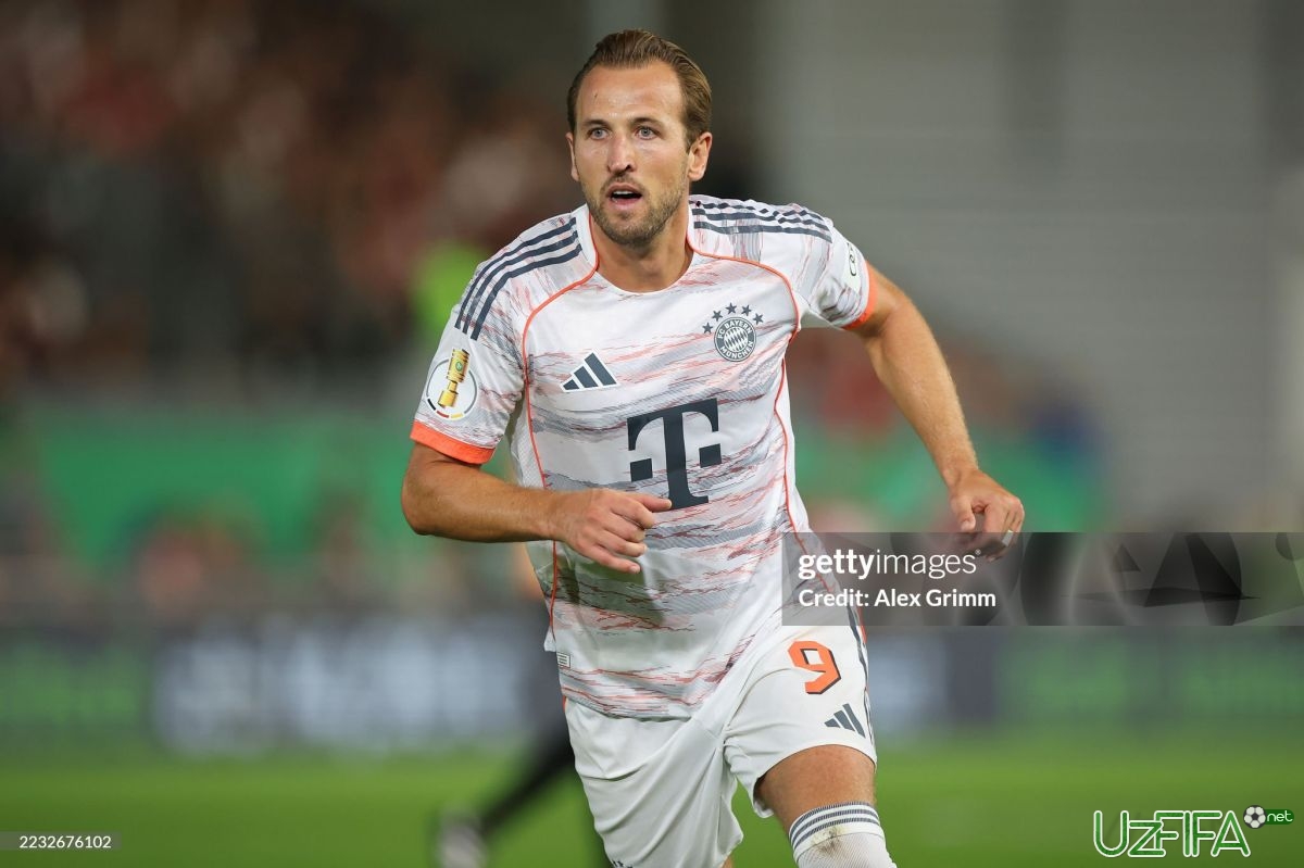                           "Augsburg" - "Bavariya". Tarkiblar malum		- uzfifa.net.