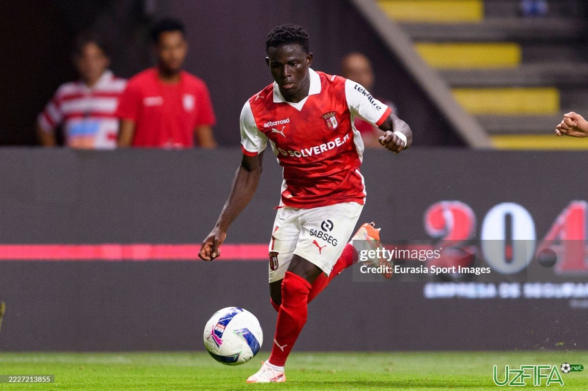 Evropaning TOP klublari qiziqqan futbolchi faoliyatini Saudiya jamoasida davom ettiradi - uzfifa.net.