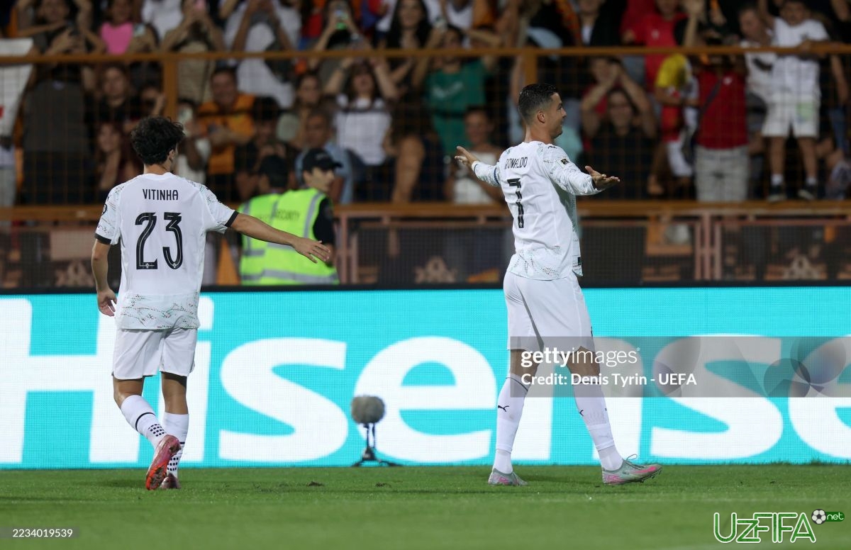 Ronaldu Messidan o'tib ketdi - uzfifa.net.