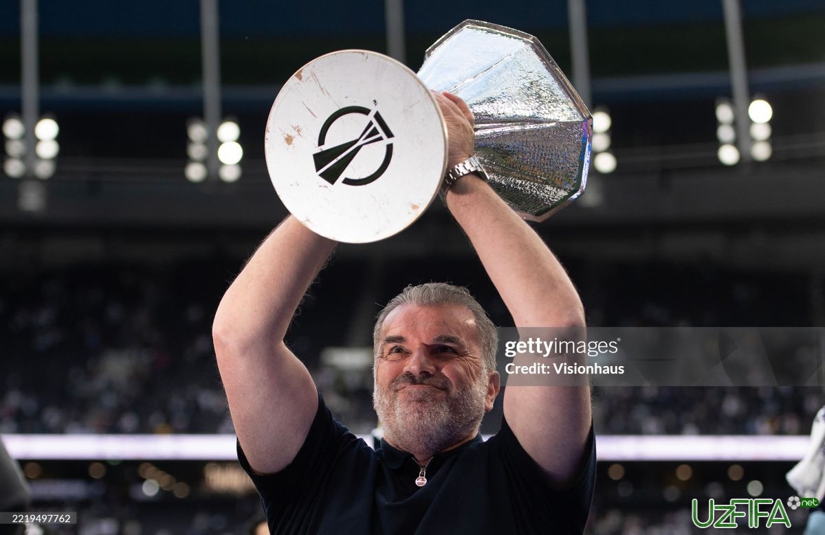                           Rasman: Postekoglu – "Nottingem Forest" bosh murabbiyi!		- uzfifa.net.