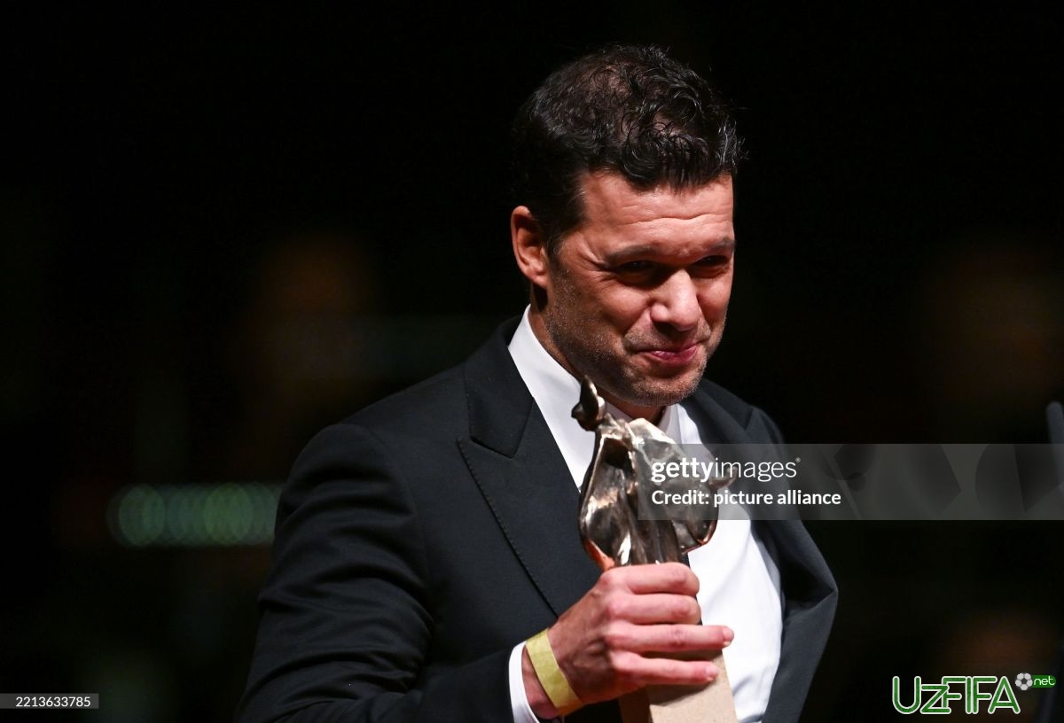                           Ballak Chempionlar Ligasining joriy mavsumdagi asosiy favoritlarini aytdi		- uzfifa.net.