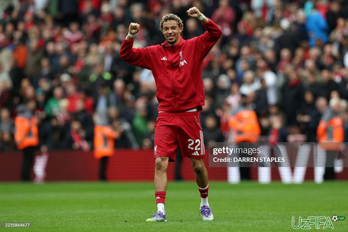                           Ana xolos! "Arsenal" Ekitikega ko'z tikdi		- uzfifa.net.