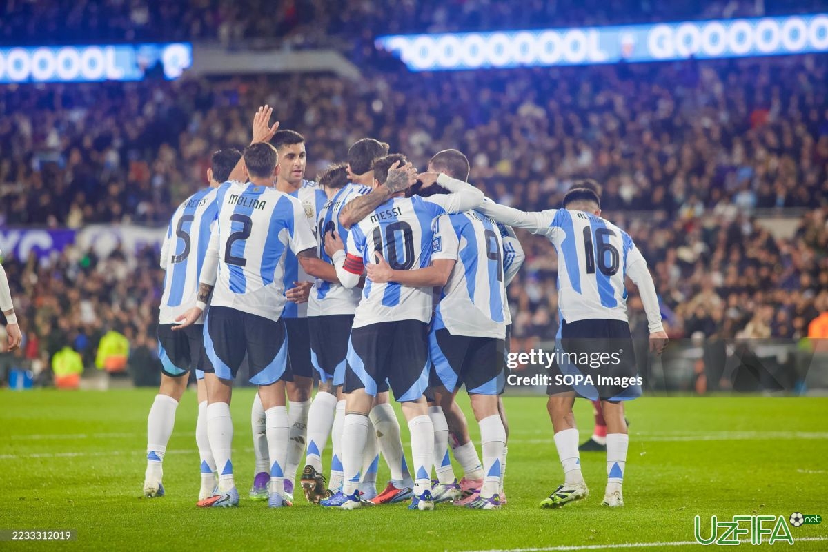 Argentina termasining oktyabr oyidagi o'rtoqlik o'yinlari uchun qaydnomasi elon qilindi - uzfifa.net.